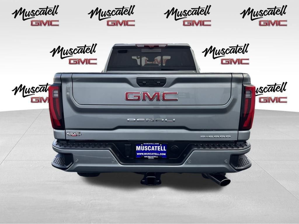 Used 2024 GMC Sierra 3500 Denali w/ Technology Package image 7