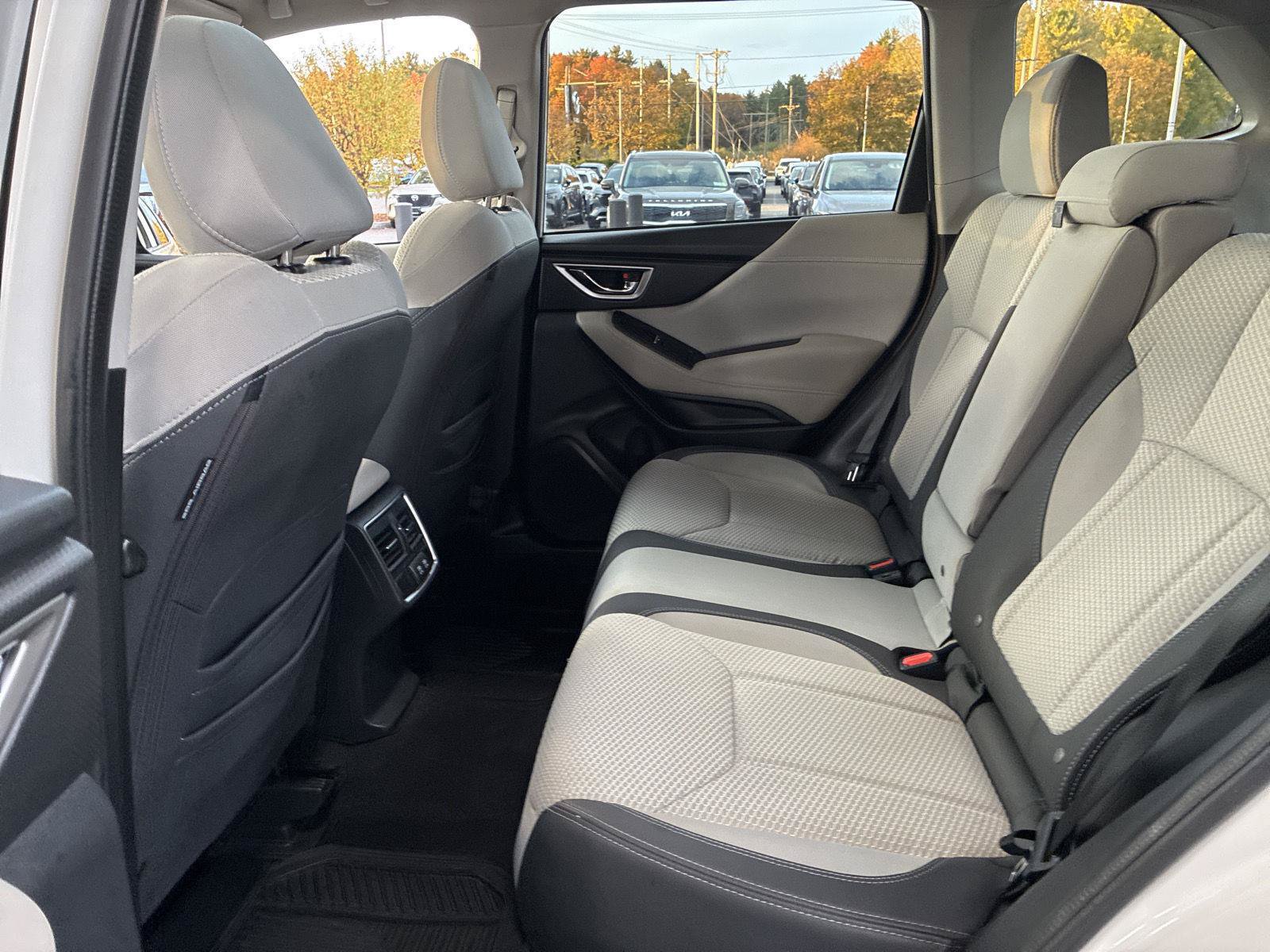 Used 2019 Subaru Forester Premium AWD/4WD image 11