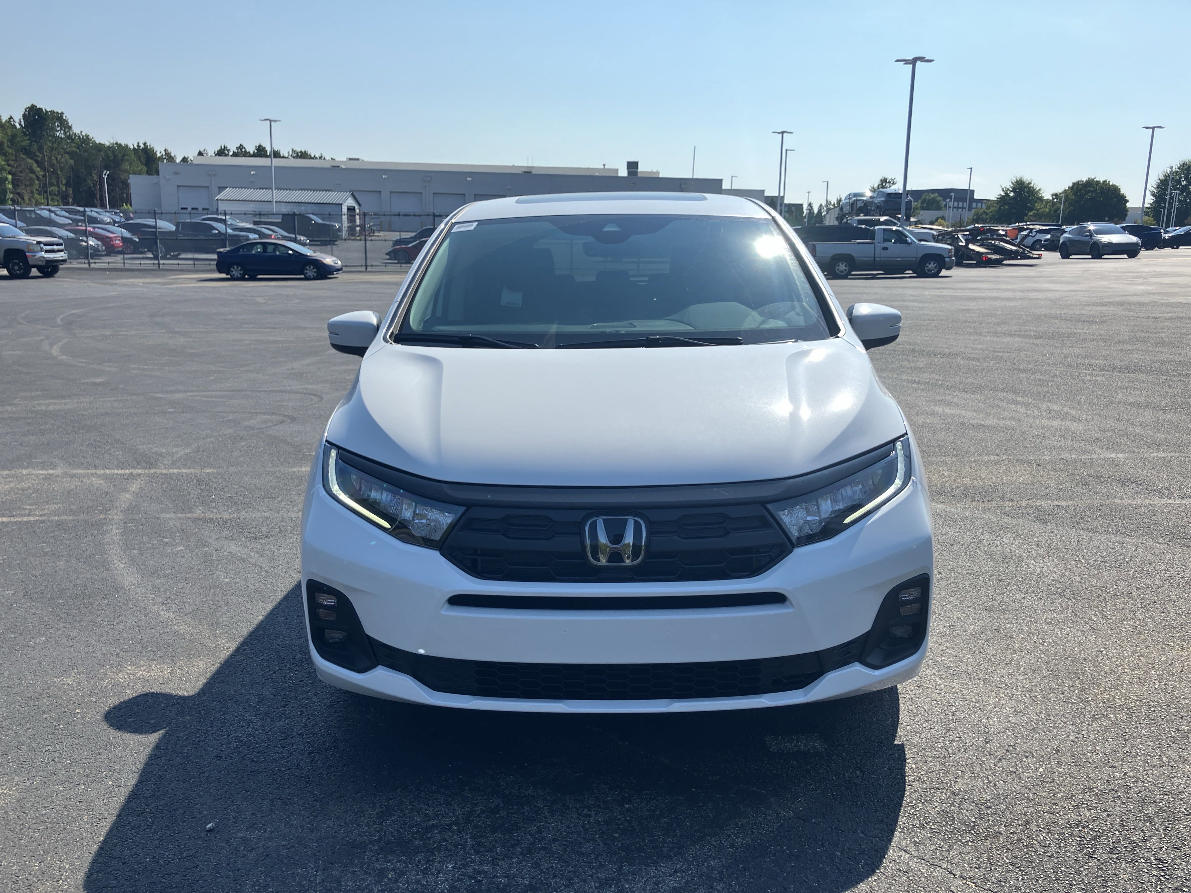 New 2026 Honda Odyssey EX-L image 3