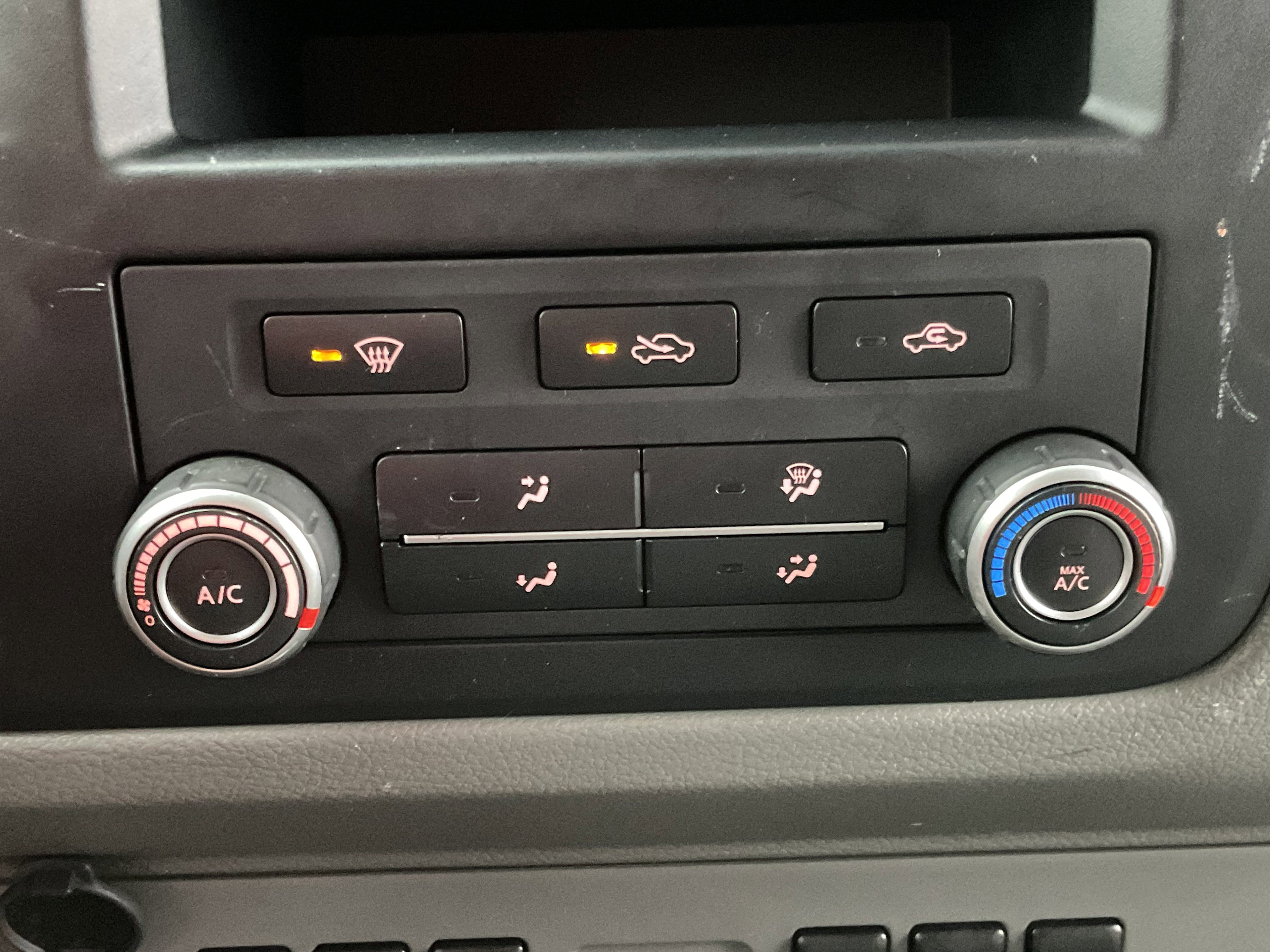 Used 2012 Nissan NV 2500 S w/ Side Curtain Airbag Pkg image 13