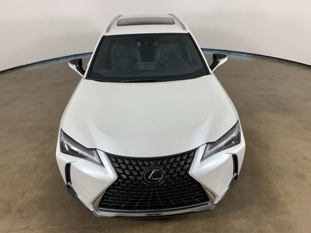 Used 2024 Lexus UX 250h AWD image 4