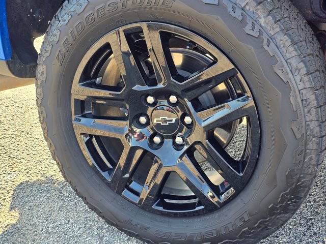 Used 2025 Chevrolet Silverado 1500 Custom AWD/4WD image 12