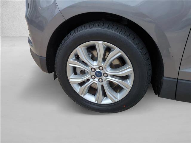 Used 2022 Ford Edge Titanium w/ Equipment Group 301A AWD/4WD image 23