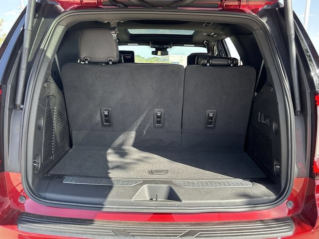 Used 2024 GMC Yukon AT4 w/ Technology Package AWD/4WD image 31