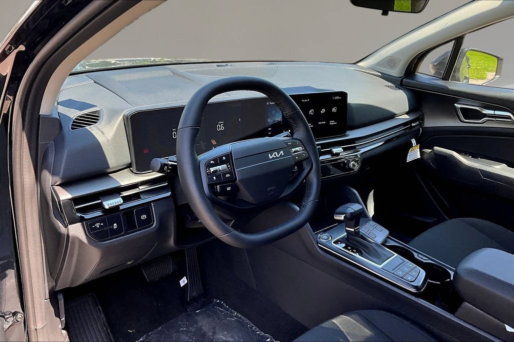 New 2026 Kia Sportage LX FWD image 7