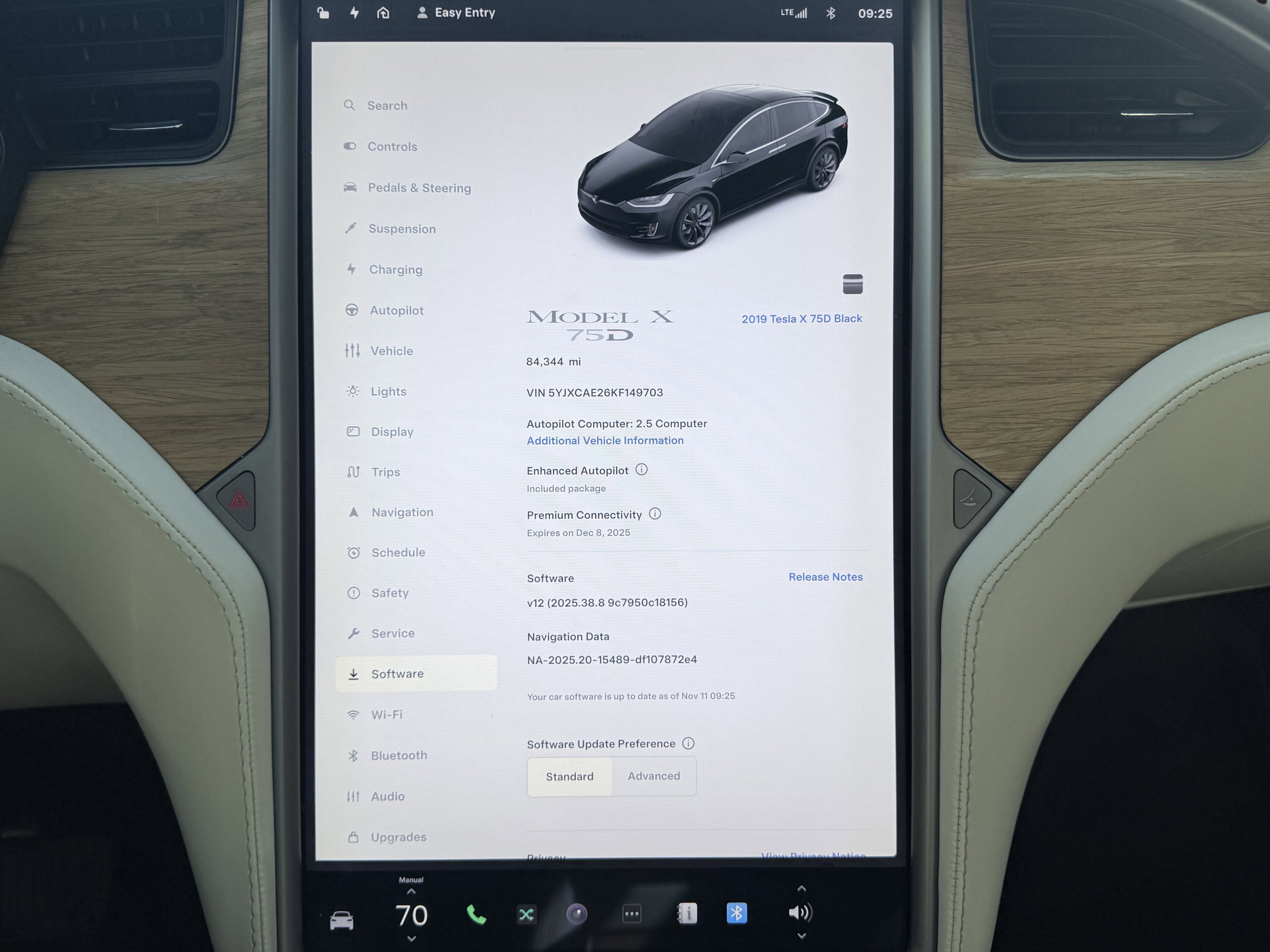 Used 2019 Tesla Model X 75D image 81