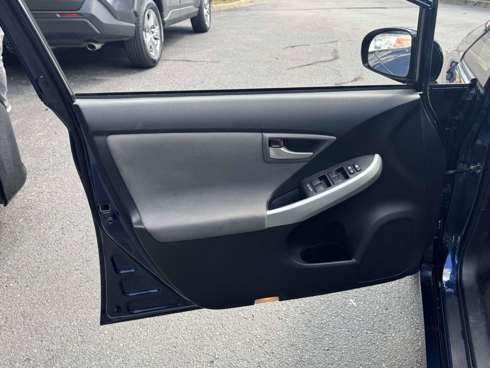 Used 2015 Toyota Prius Three FWD image 15