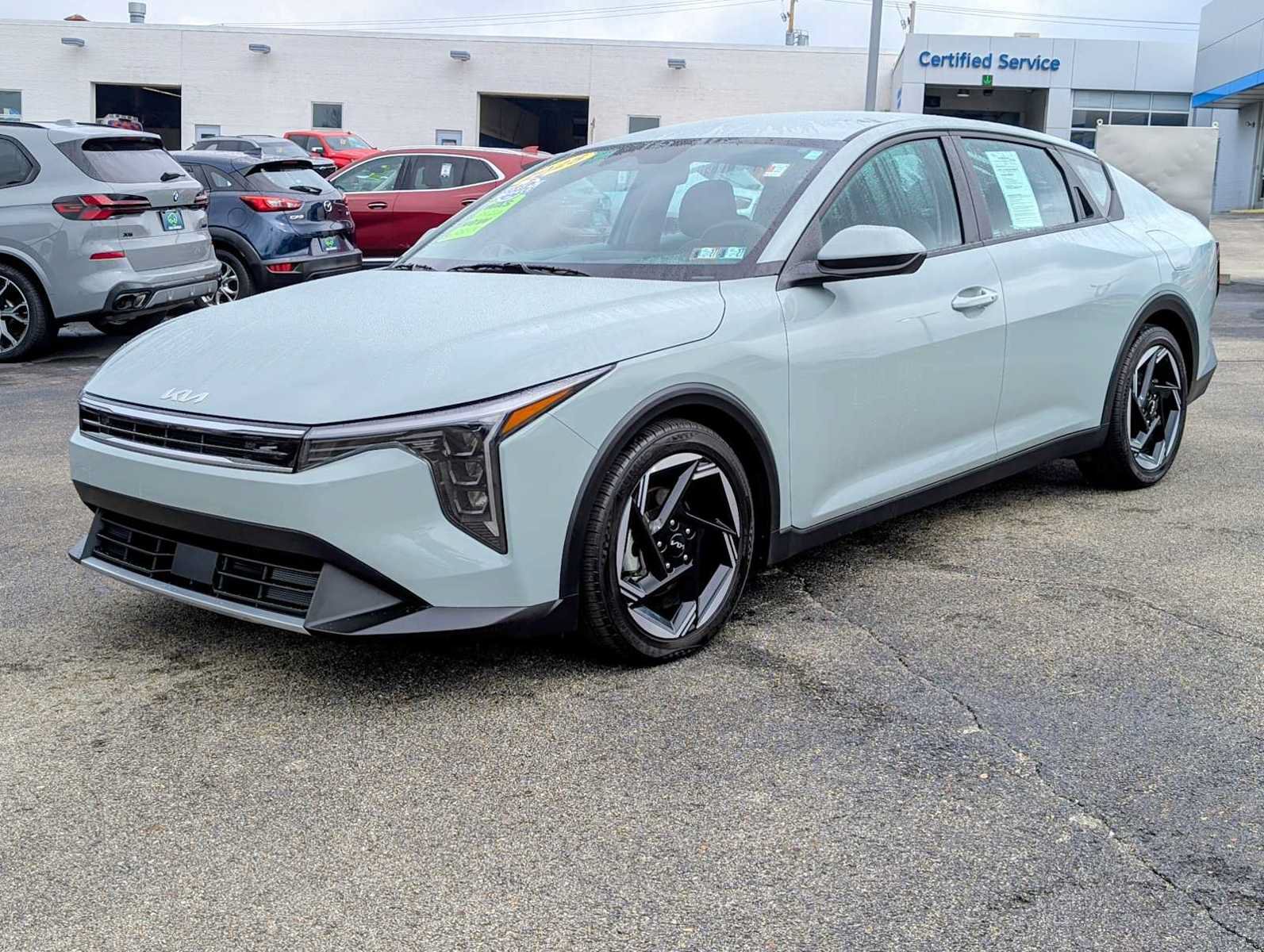 Used 2025 Kia K4 EX FWD image 1