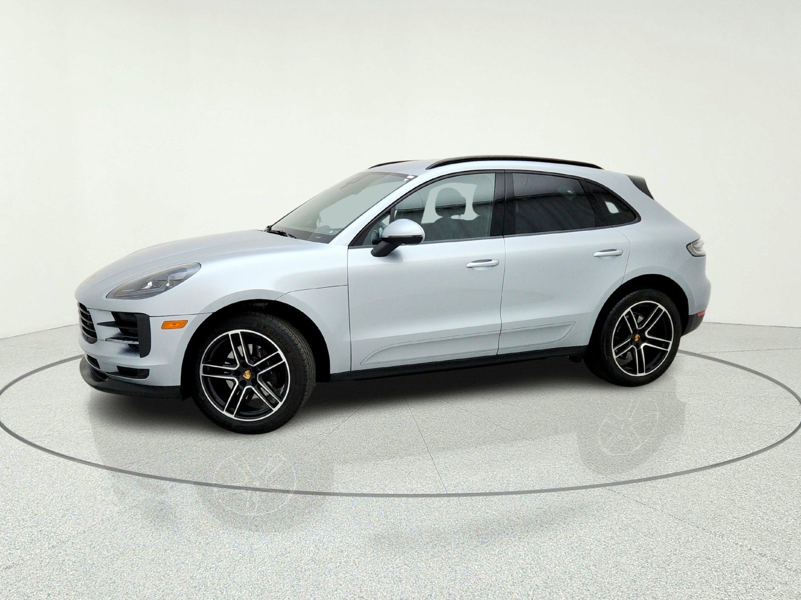 Used 2019 Porsche Macan AWD/4WD image 15