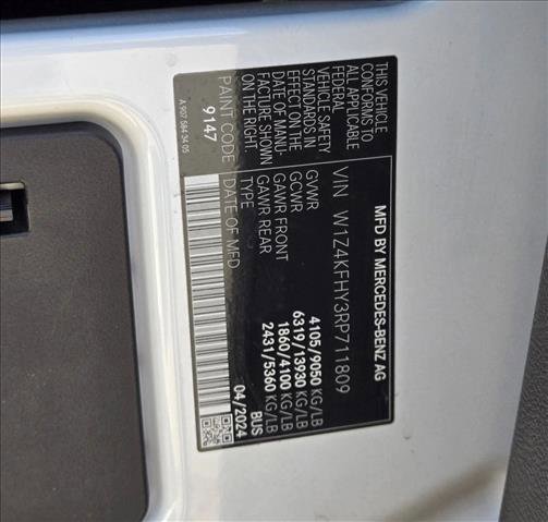 Used 2024 Mercedes-Benz Sprinter 2500 image 23