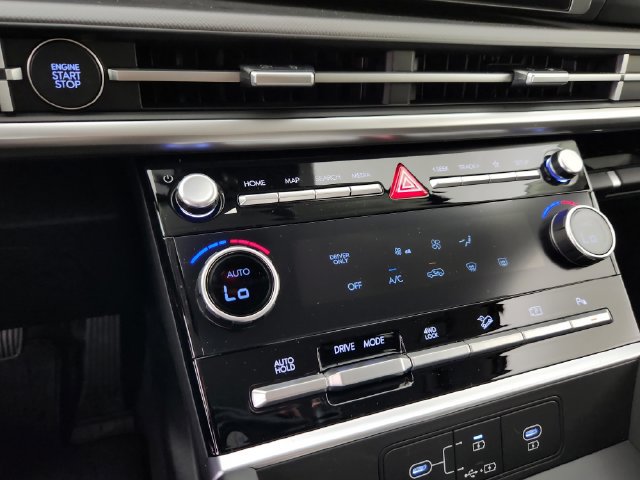 New 2026 Hyundai Santa Fe SE AWD/4WD image 28