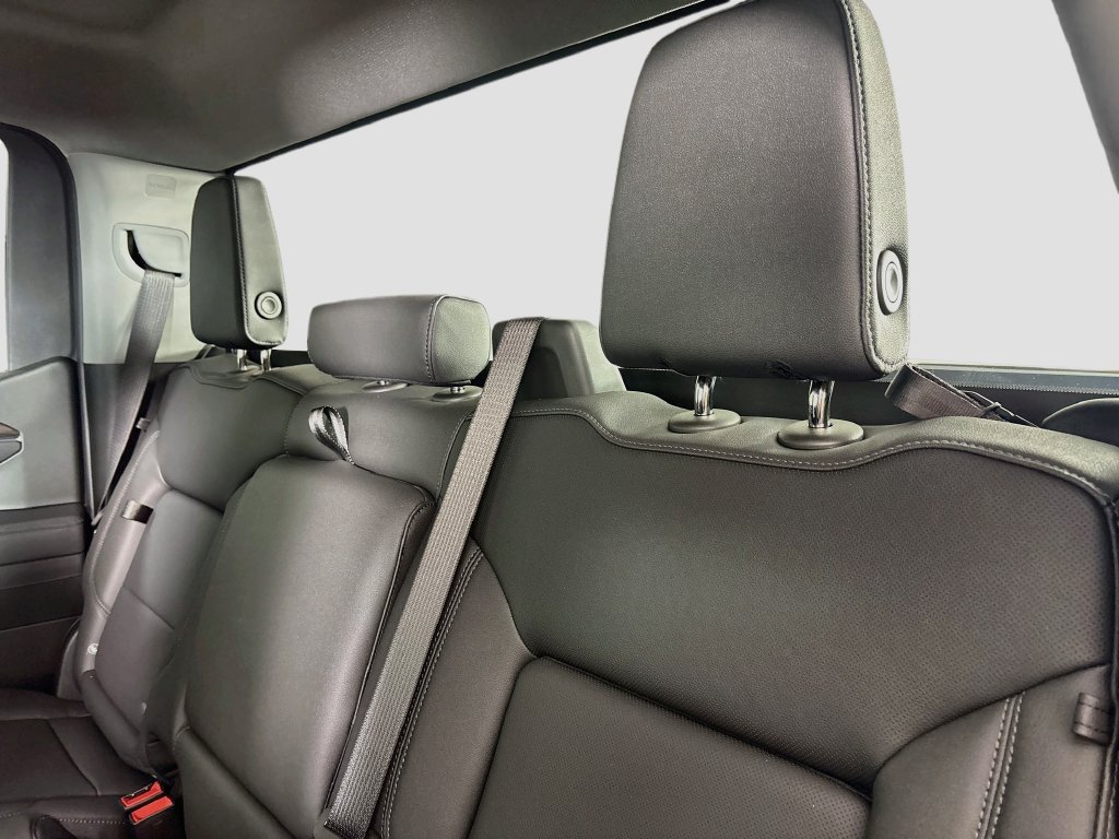 New 2026 GMC Sierra 1500 SLT AWD/4WD image 23
