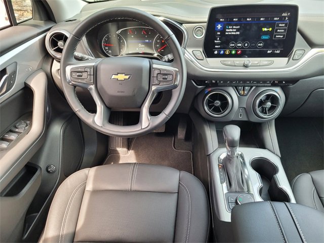 Used 2025 Chevrolet Blazer LT image 14