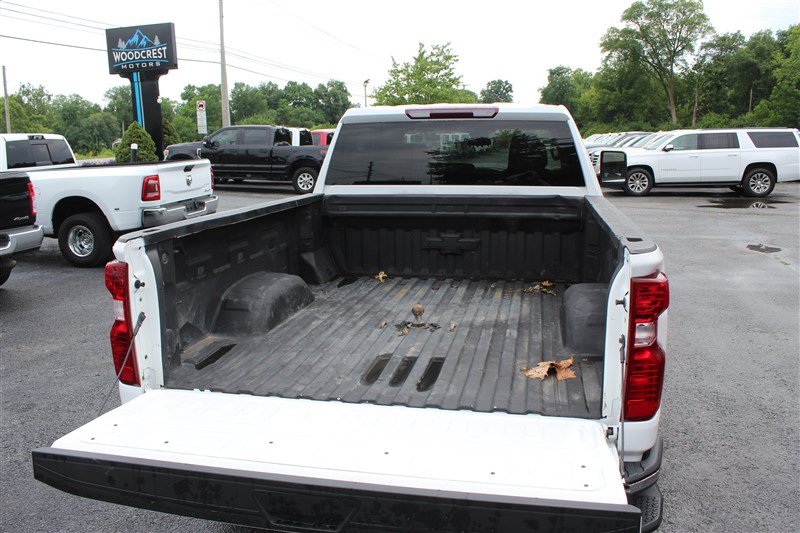 Used 2024 Chevrolet Silverado 2500 LT AWD/4WD image 13