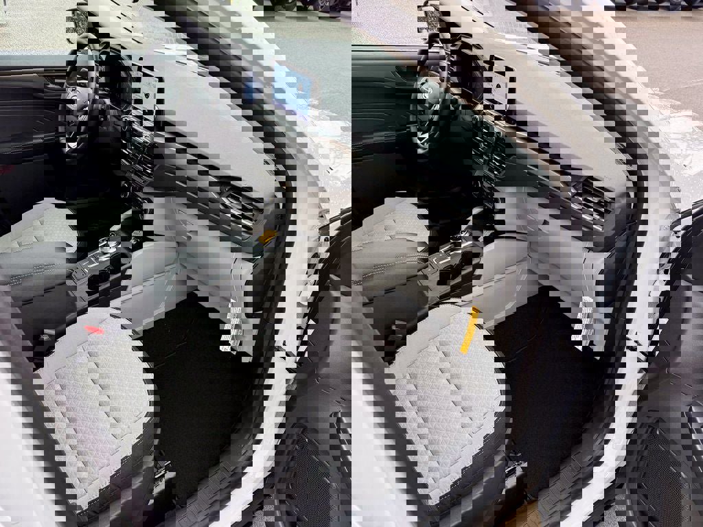 New 2026 Ford Escape Active w/ Cold Weather Package image 16