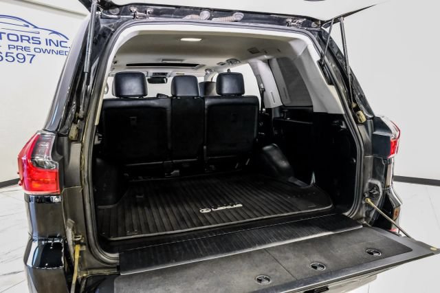 Used 2021 Lexus LX 570 4WD w/ Luxury Package image 52