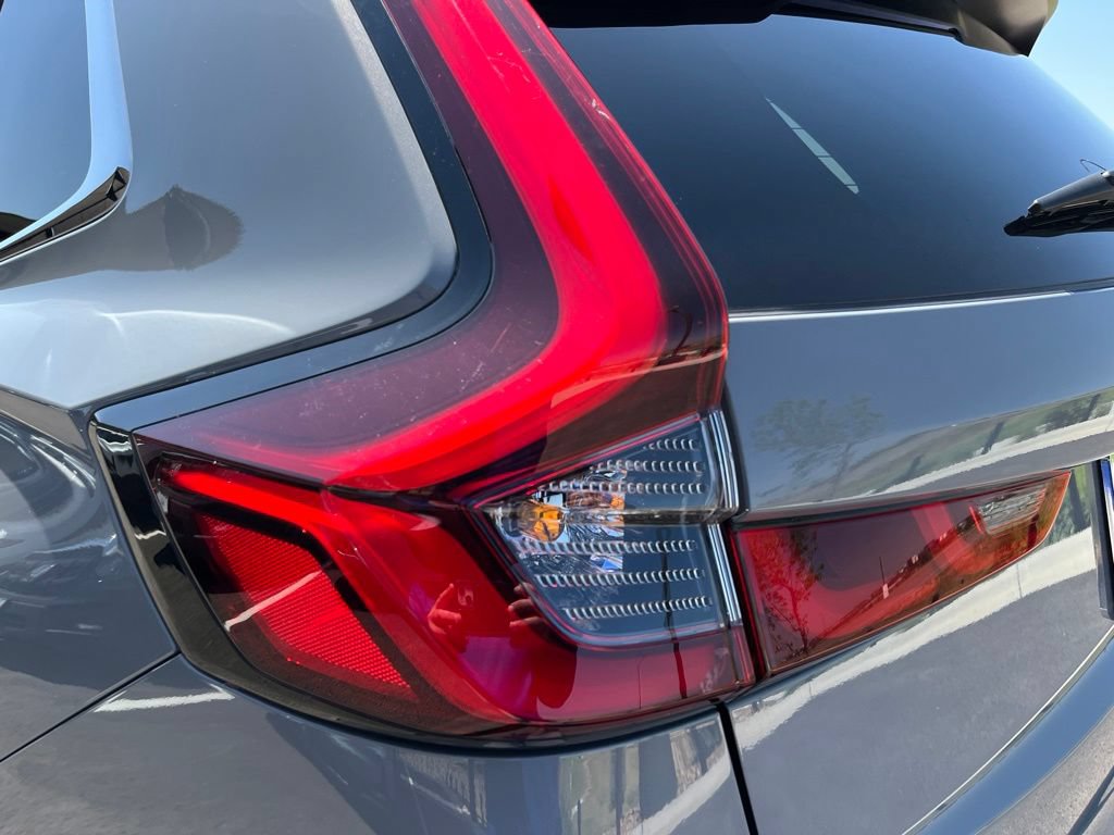 Certified 2025 Honda CR-V LX image 7