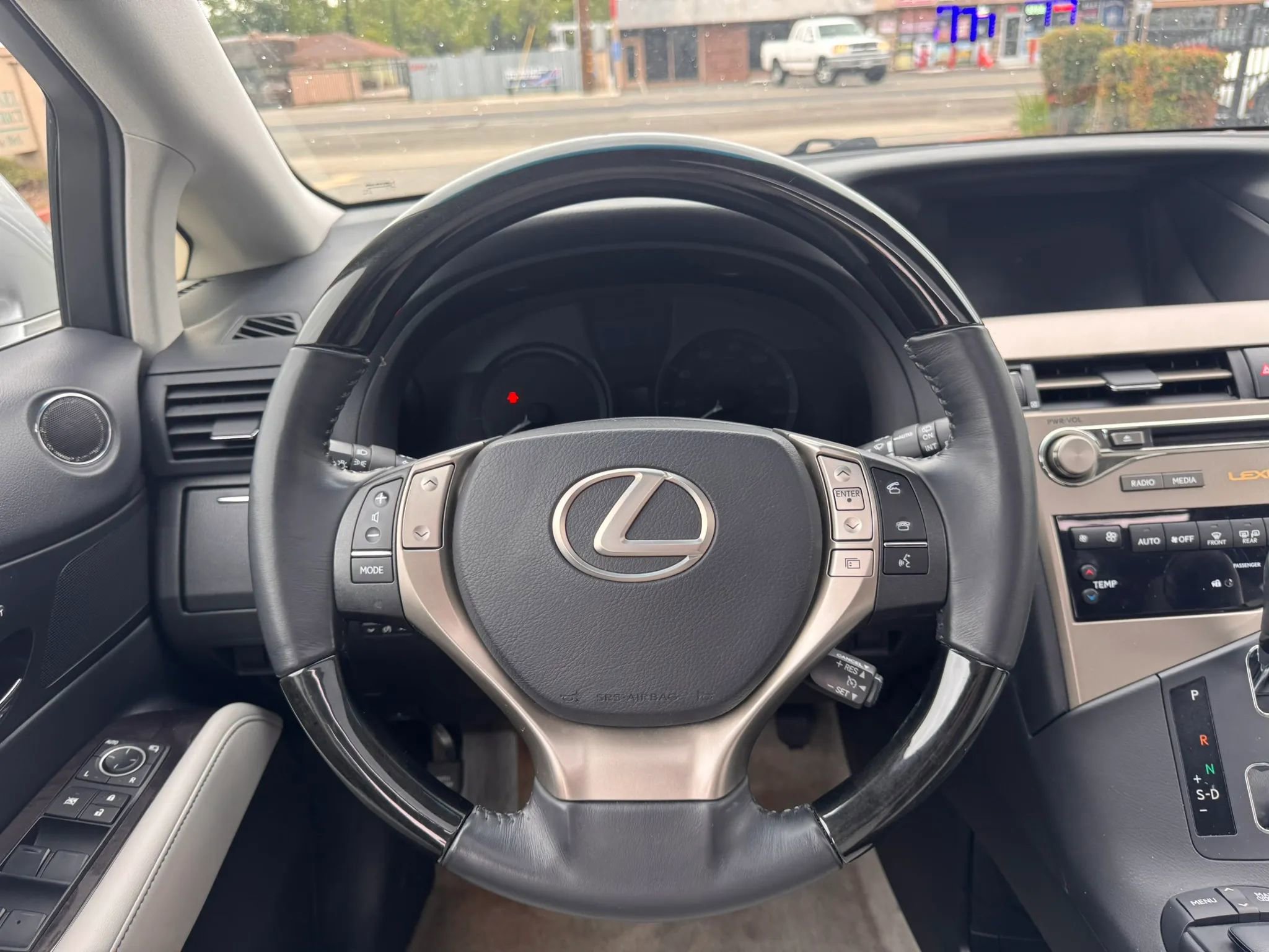 Used 2014 Lexus RX 450h AWD image 21