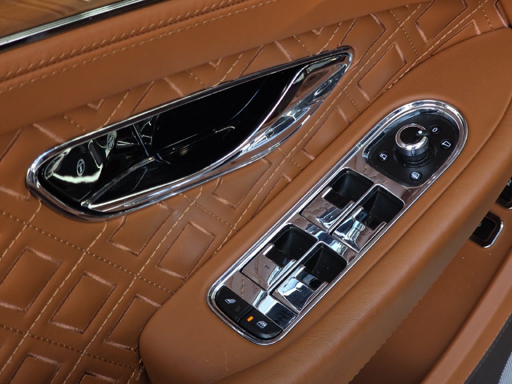 Used 2020 Bentley Continental GT AWD/4WD image 38