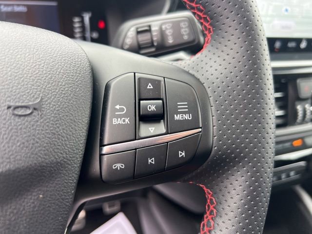 Certified 2024 Ford Escape ST-Line w/ Tech Pack #1 AWD/4WD image 10