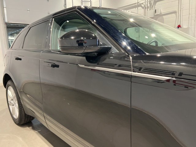 Used 2025 Land Rover Range Rover Velar S image 5