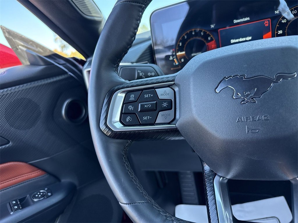 Used 2025 Ford Mustang Premium image 15