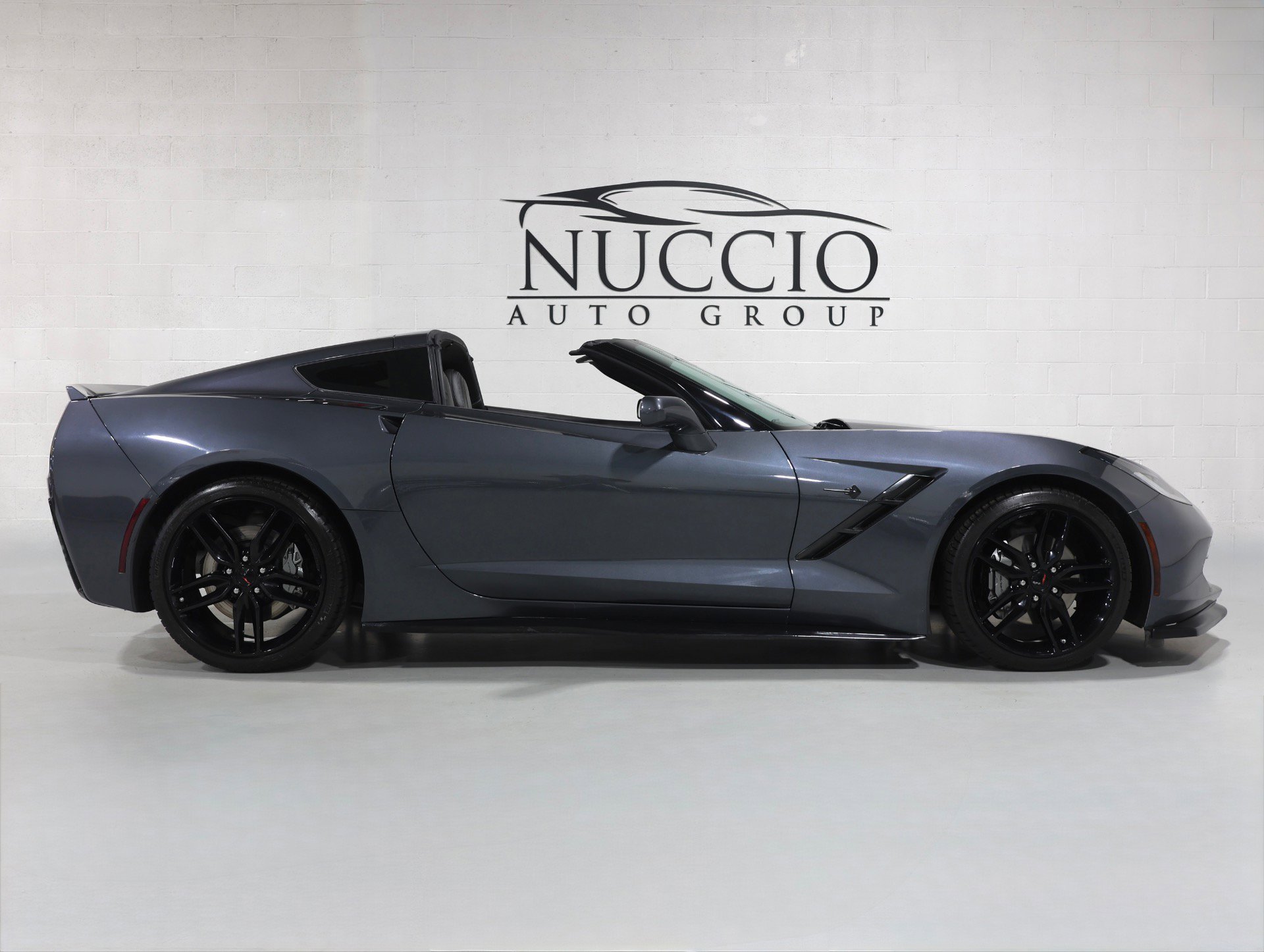 Used 2014 Chevrolet Corvette Stingray Coupe w/ 2LT Preferred Equipment Group image 15