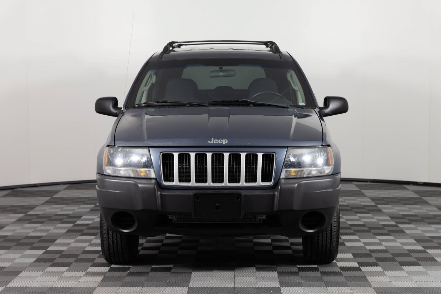 Used 2004 Jeep Grand Cherokee Laredo w/ Convenience Group AWD/4WD image 11