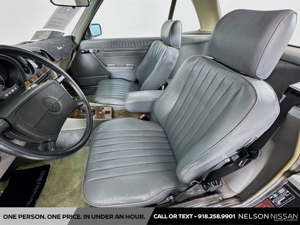 Used 1988 Mercedes-Benz 560 SL image 18