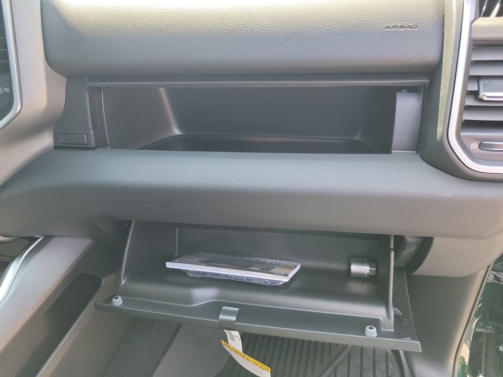 New 2026 RAM 1500 Big Horn AWD/4WD image 40