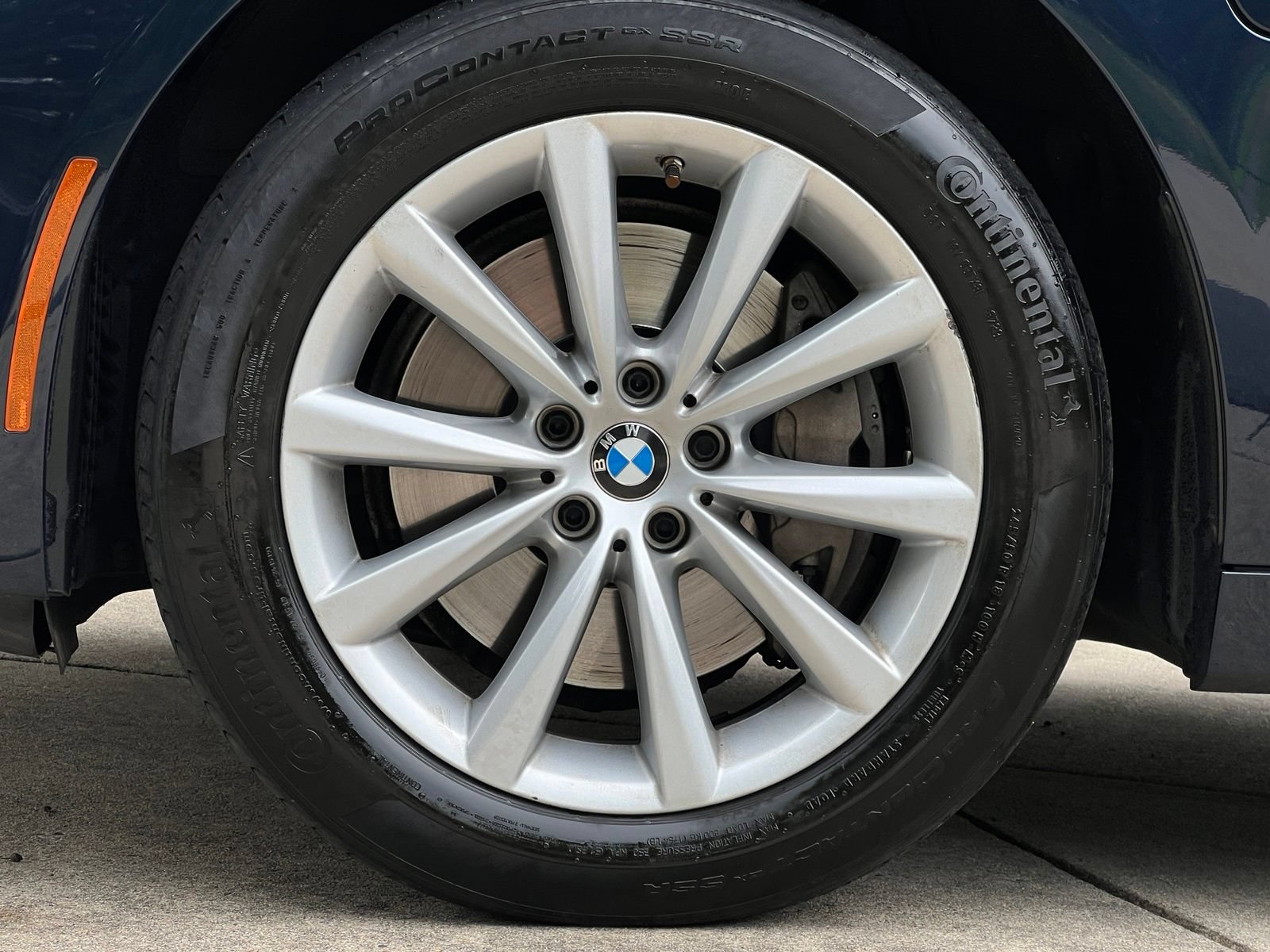Used 2019 BMW 740e xDrive w/ Executive Package AWD/4WD image 29