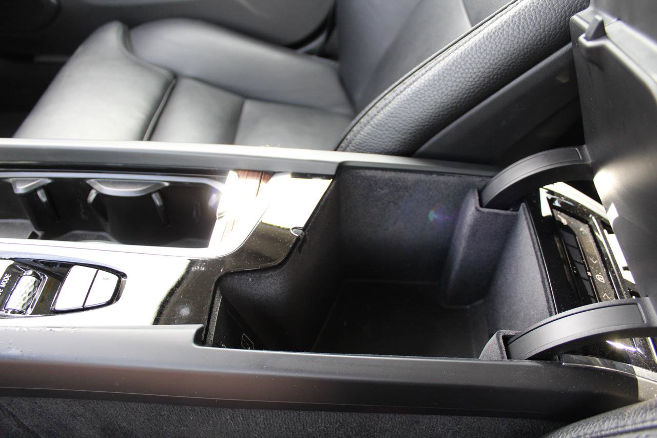 Used 2020 Volvo V60 T5 Cross Country image 50