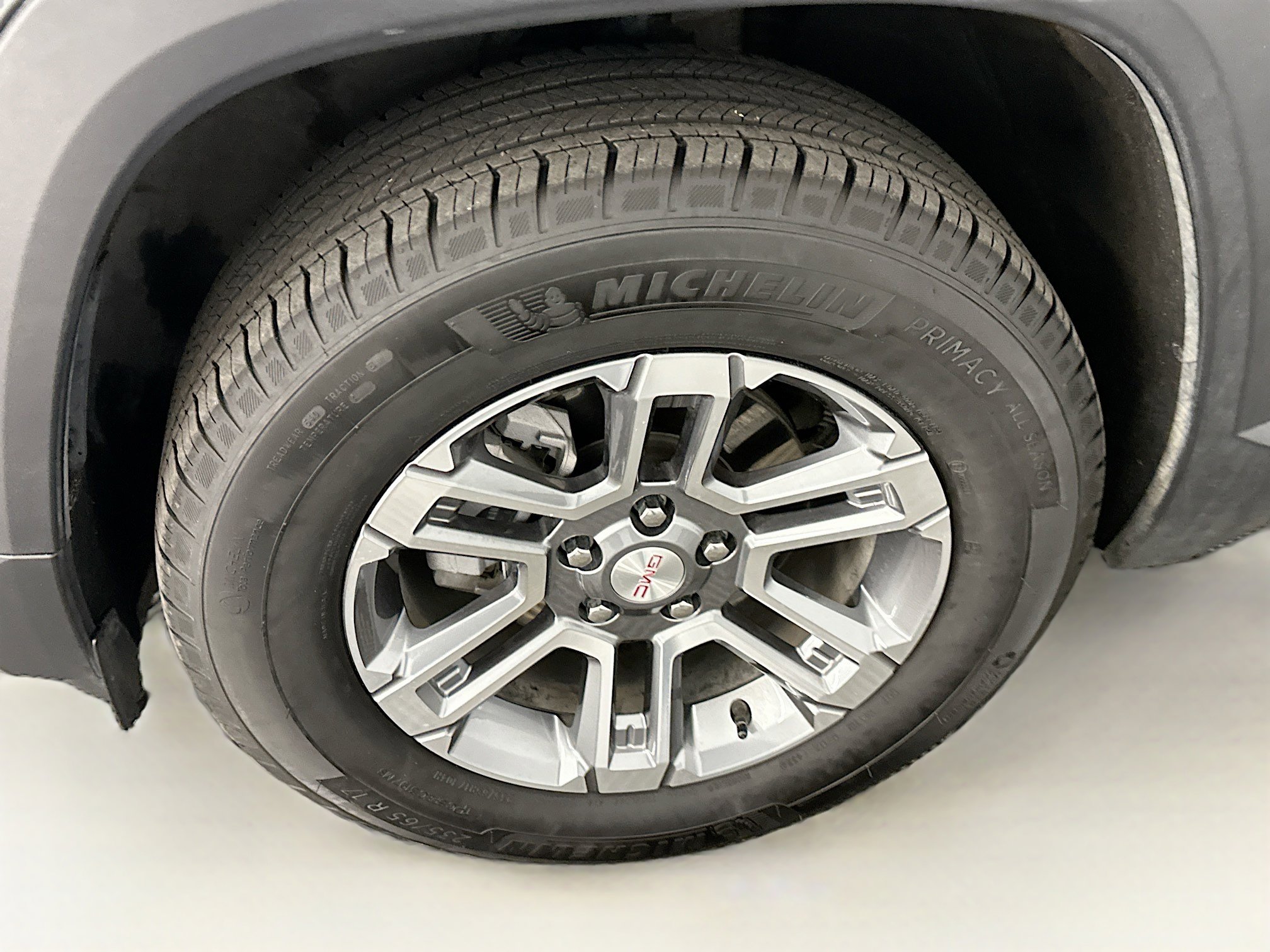 Used 2025 GMC Terrain Elevation image 11