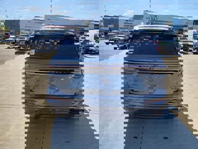 New 2026 Lincoln Nautilus Premier image 7