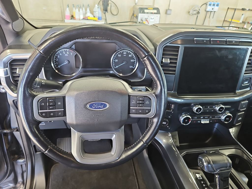 Used 2022 Ford F150 XLT w/ Equipment Group 302A High image 16