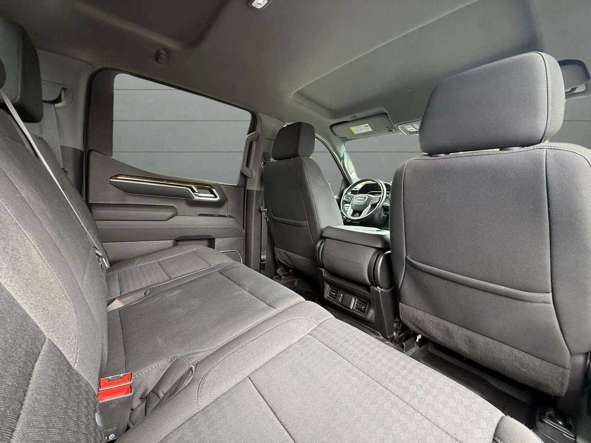 Used 2022 GMC Sierra 1500 SLE image 22