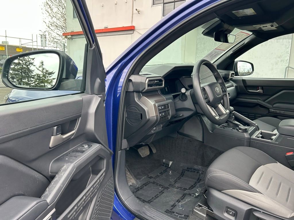 Certified 2024 Toyota Tacoma TRD Off-Road image 9