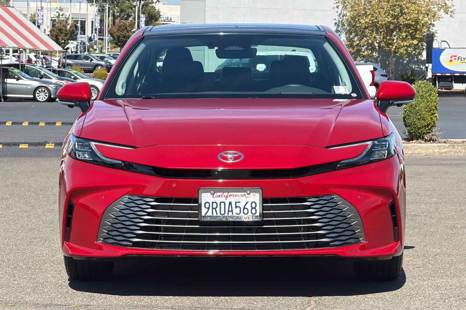 Used 2025 Toyota Camry XLE w/ Premium Plus Package AWD/4WD image 10