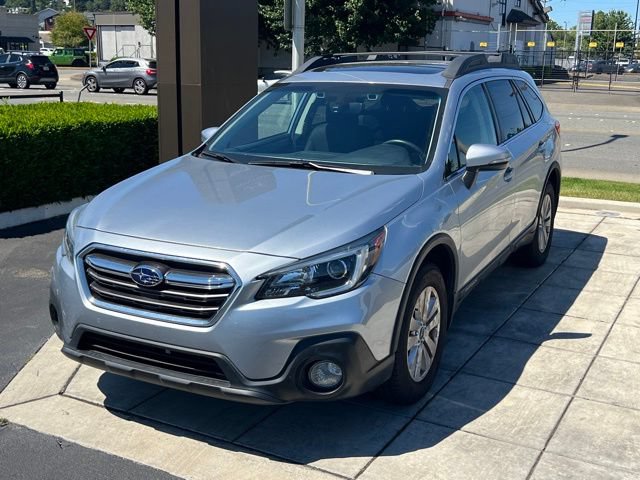 Used 2018 Subaru Outback 2.5i Premium AWD/4WD image 2