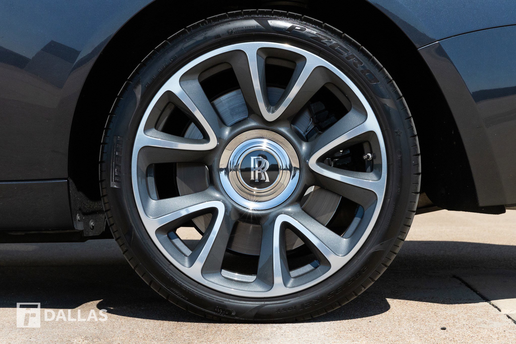 Used 2020 Rolls-Royce Wraith image 10