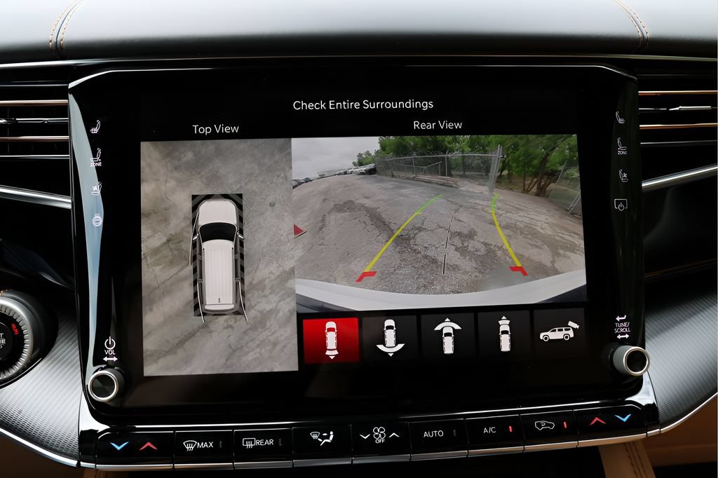 New 2026 Jeep Grand Wagoneer Summit AWD/4WD image 26