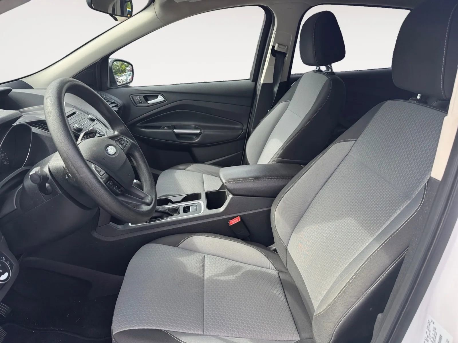 Used 2017 Ford Escape SE AWD/4WD image 9