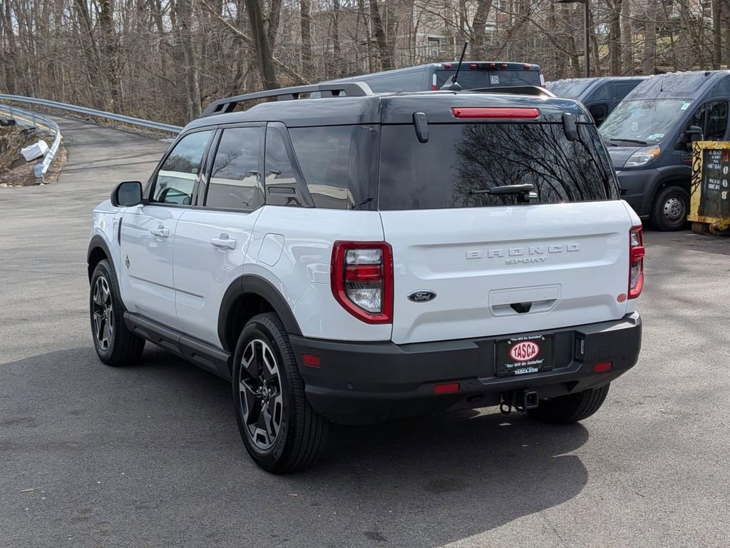 Used 2022 Ford Bronco Sport Outer Banks w/ Tech Package AWD/4WD image 9