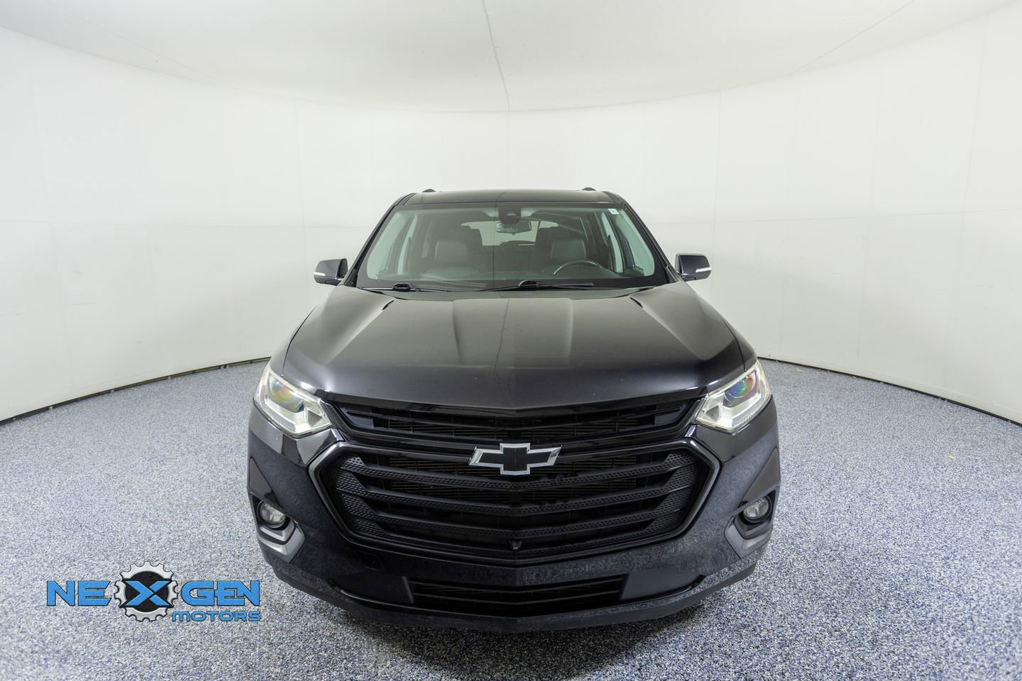 Used 2020 Chevrolet Traverse Premier w/ Redline Edition image 2