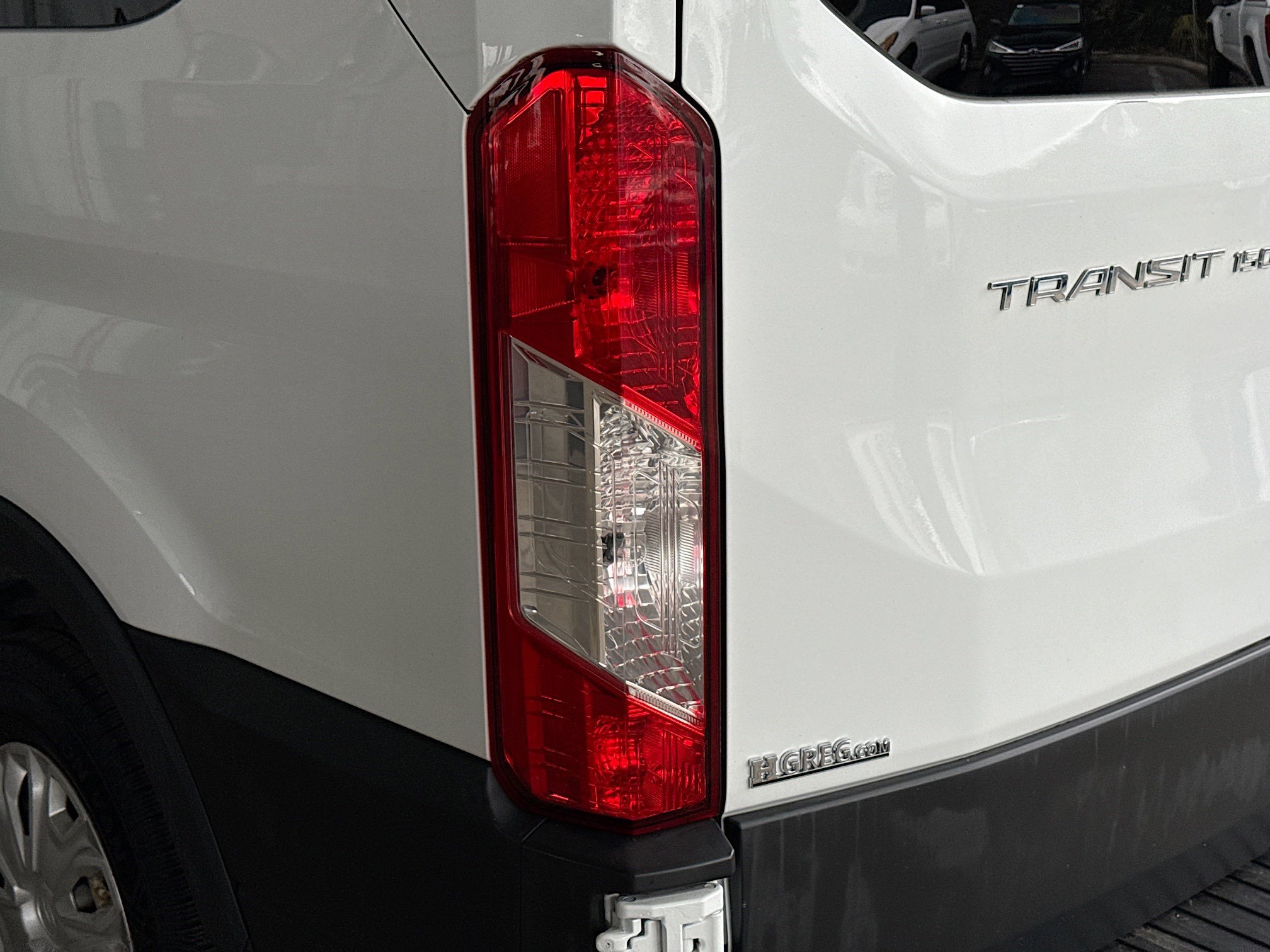 Used 2015 Ford Transit 150 XLT image 31