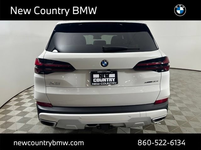 Used 2024 BMW X5 xDrive40i AWD/4WD image 5