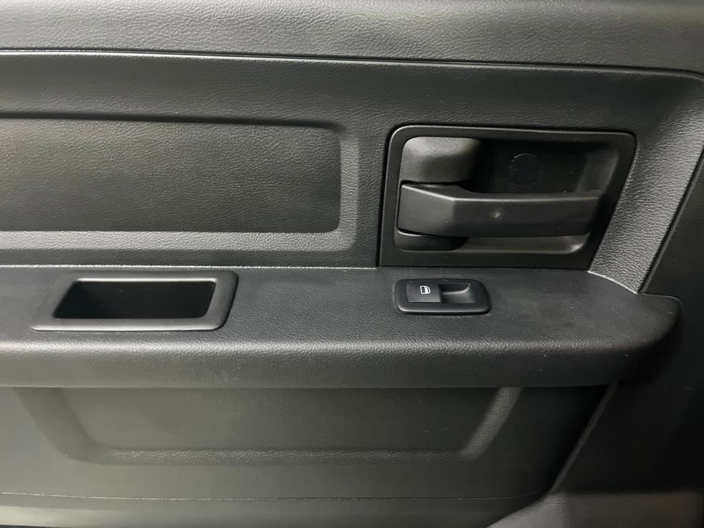 Used 2018 RAM 2500 Tradesman w/ Chrome Appearance Group image 42