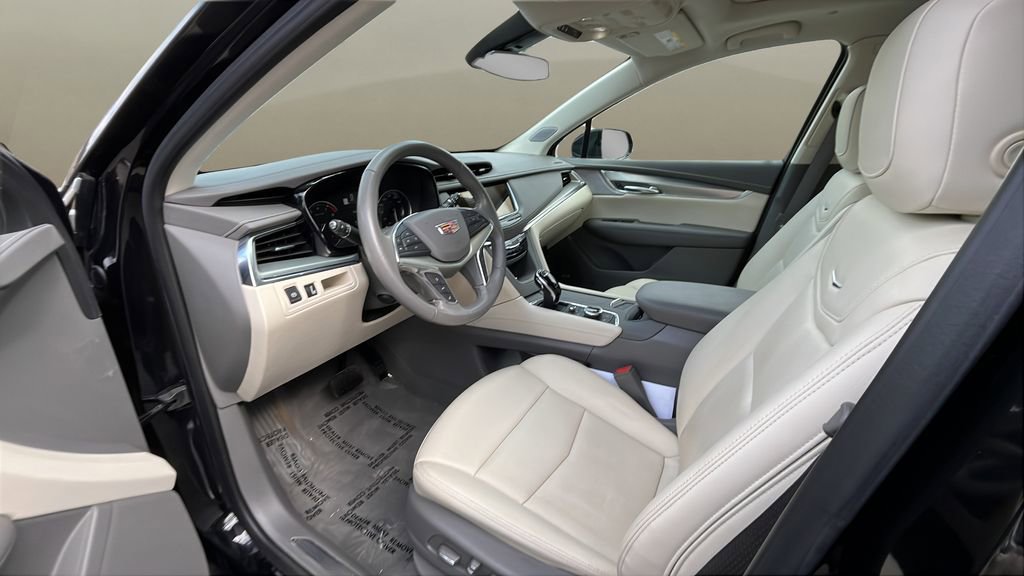 Used 2023 Cadillac XT5 Premium Luxury w/ LPO, Floor Liner Package image 14