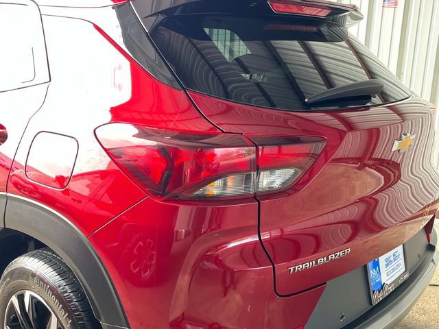 Certified 2021 Chevrolet TrailBlazer LT w/ Convenience Package image 10