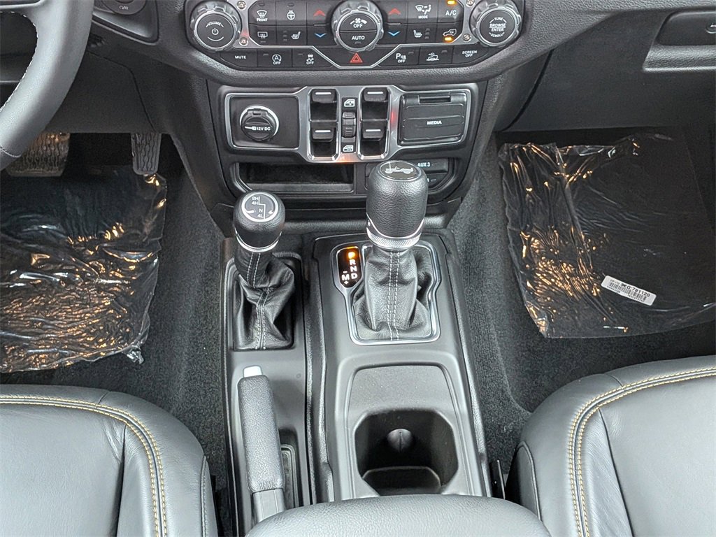 New 2025 Jeep Wrangler Sport S image 18